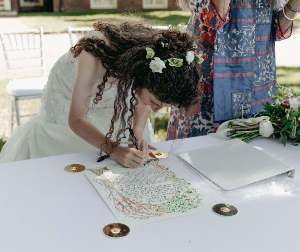 moments from the Ketuba signing at Boscobel House and Gardens Cold Spring New York Hudson Valley Simplicity in Mind Floral Design